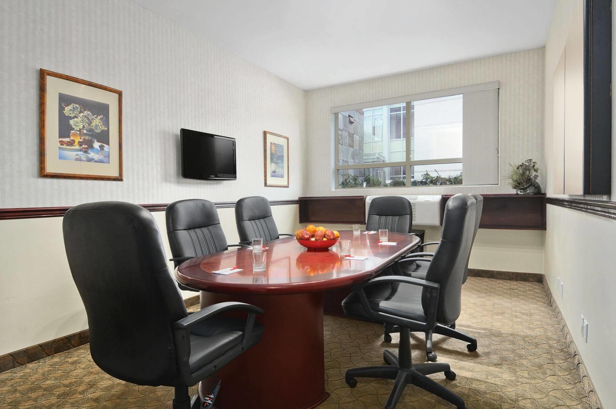 Surestay By Best Western Richmond Vancouver Airport Luaran gambar